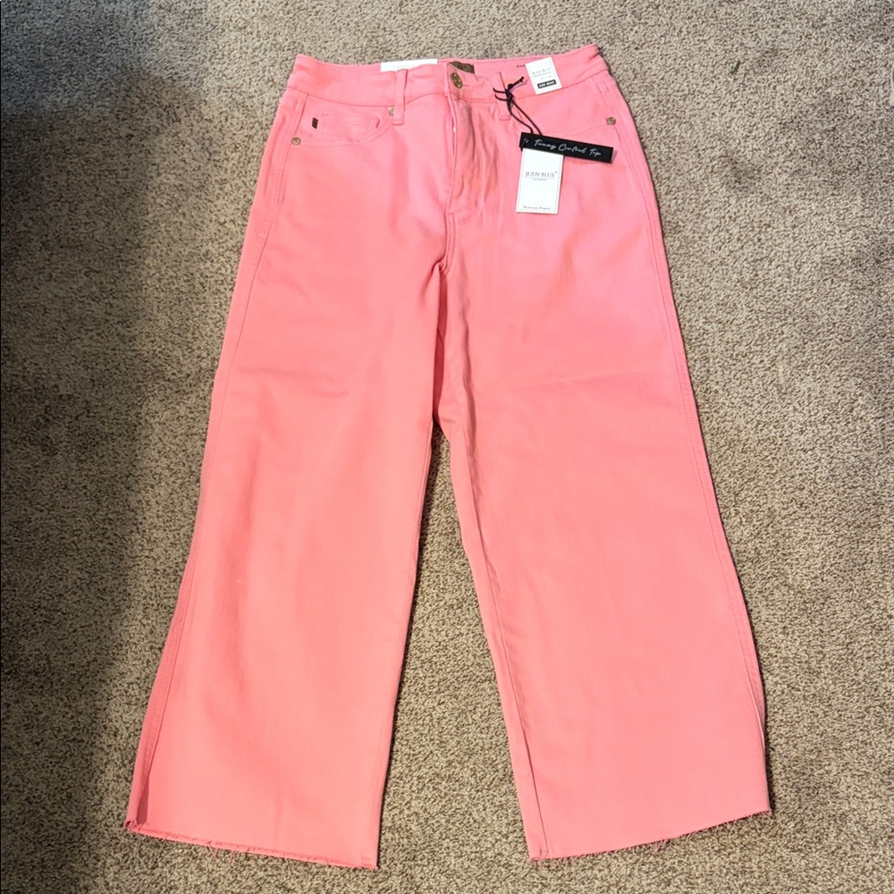 NWT Judy Blue Pink Flare crop